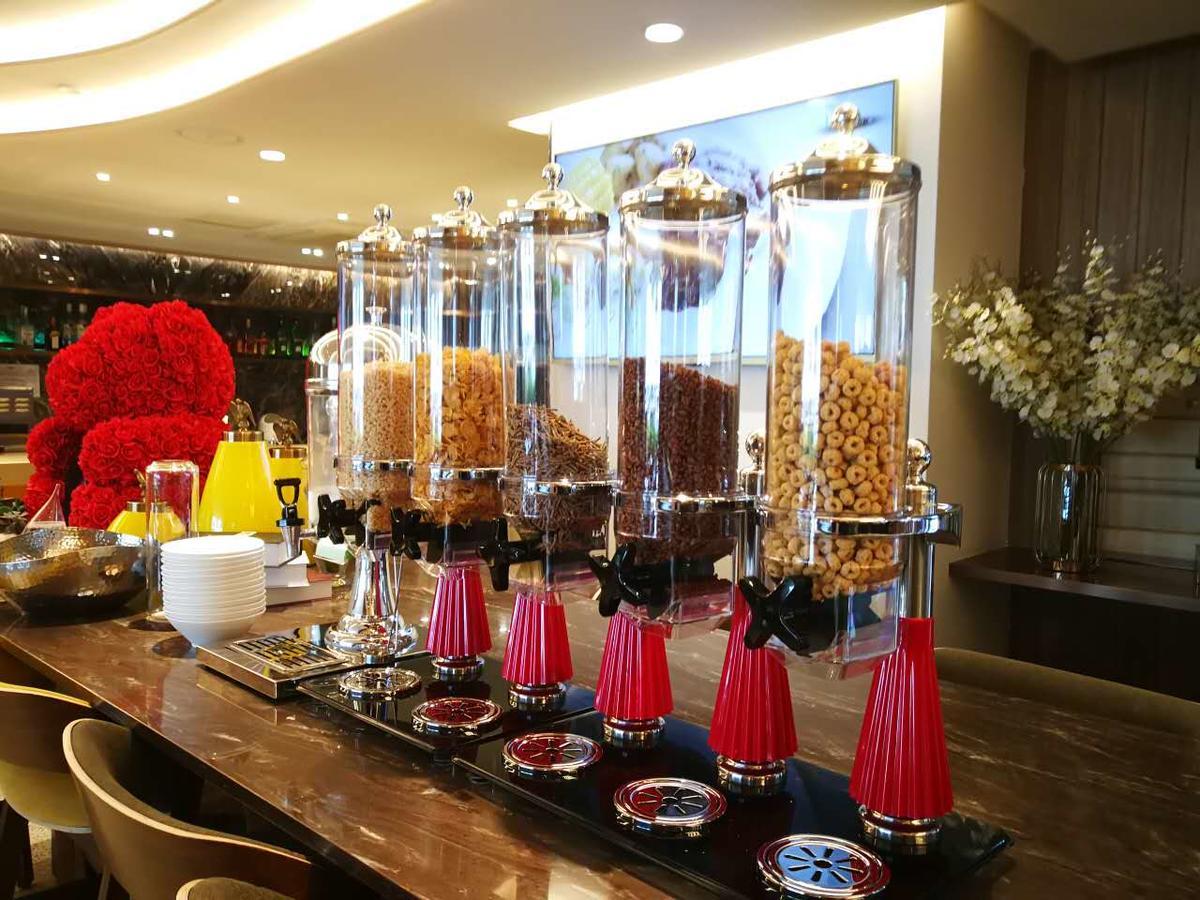 Qingdao U Hotel Bagian luar foto